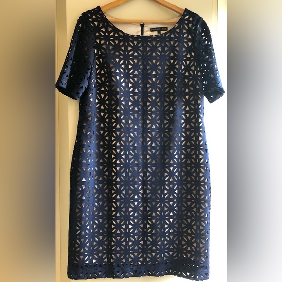 Dress - Picture 2 of 5